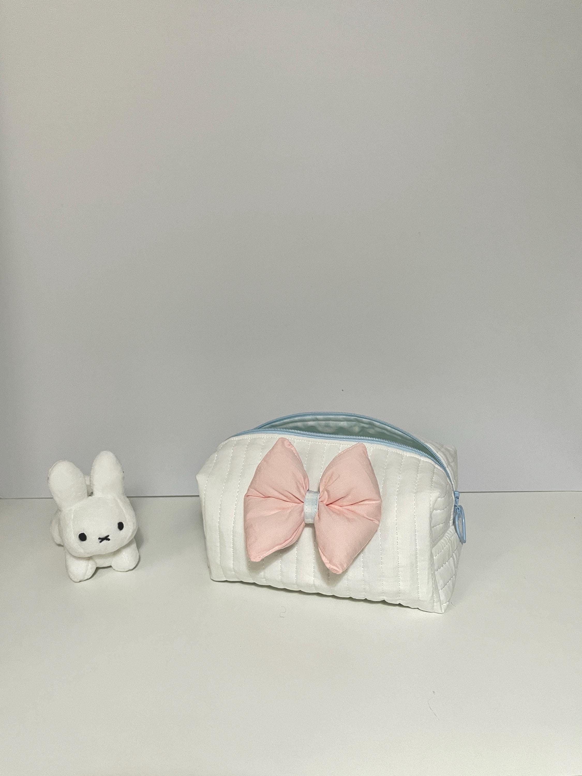 Dainty Quilted Cosmetic Bag – White Travel Organizer with Bow