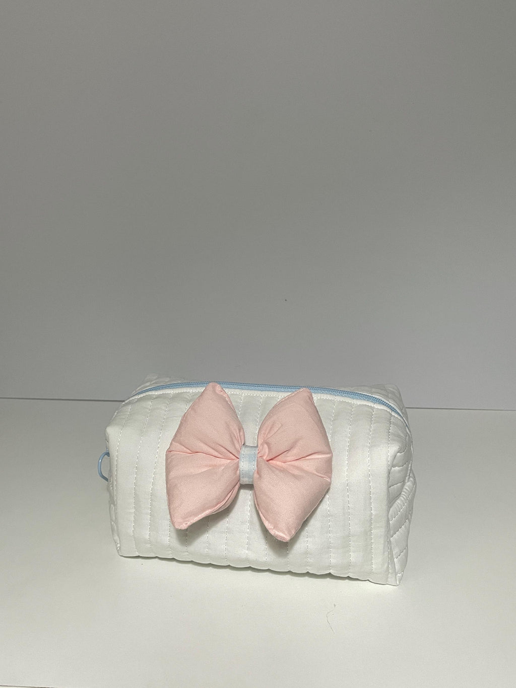 Dainty Quilted Cosmetic Bag – White Travel Organizer with Bow
