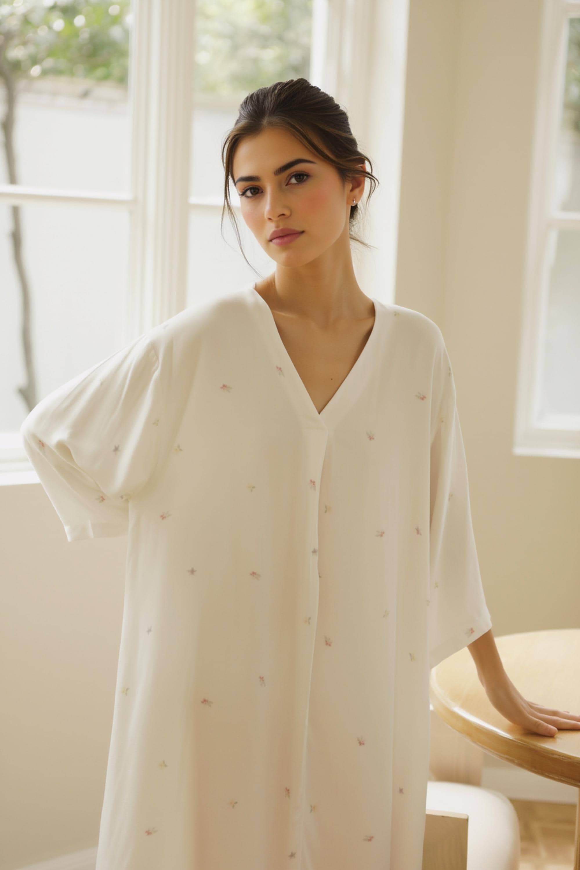 White Vintage-Style Lingerie – Romantic Cottagecore Bridal Nightdress, for Honeymoon or Sleepwear